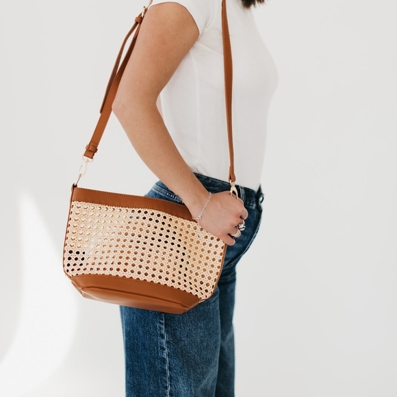 Pretty Simple Women's Bryce Brown Woven Bucket Bag - Picture 2 of 5